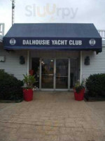 Dalhousie Yacht Club outside
