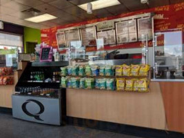 Quiznos food