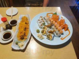 Sushi Heaven food