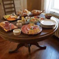 Summerhill Manor Bed Breakfast And Tea Room food