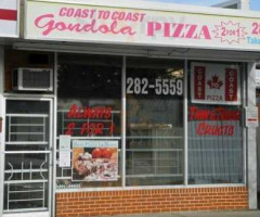 Coast To Coast Gondola Pizza food