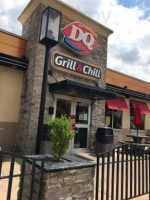 Dairy Queen Grill Chill outside