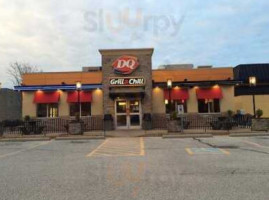 Dairy Queen Grill Chill outside