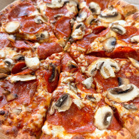 Domino's Pizza-bracebridge food