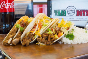 Taco Boyz food