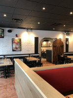 Mikes St-hyacinthe food