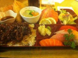 Namoo Sushi food