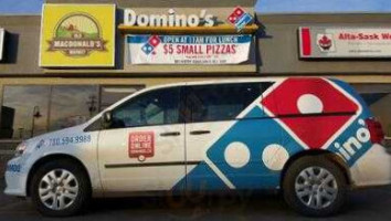 Domino's Pizza outside