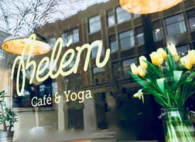 Belem Cafe Yoga outside