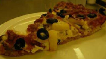 Berro's Pizzeria food