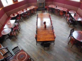 Strathmore Station Restaurant And Pub inside