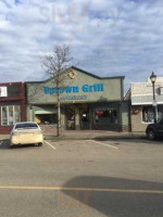Uptown Grill outside