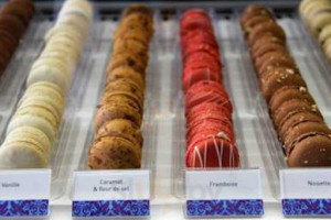 La Maison Du Macaron food