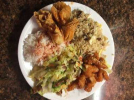 W & L Chinese Restaurant food