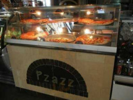 Pizza Pzazz food