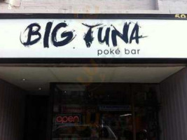 Big Tuna Poke Bar food