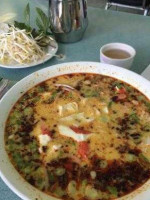 Pho Anh Huyen Noodle House food