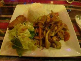 Bua Thai Cuisine inside