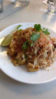 Flip, Toss & Thai Kitchen food