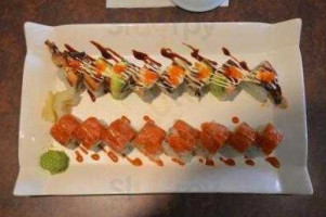 Everyday Sushi food