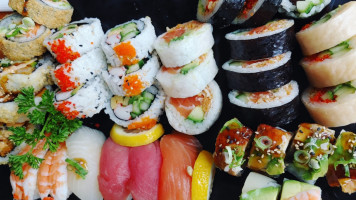 Sushi Q food