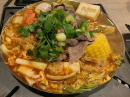 Boiling Point Fèi Diǎn inside