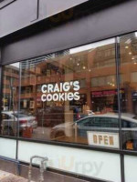 Craig's Cookies outside