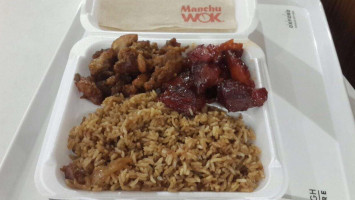 Manchu Wok inside