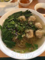 Hoai Huong food