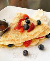 Crepe Escape food