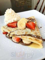 Crepe Escape food