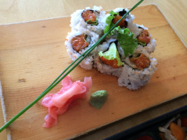 Yumei Sushi inside