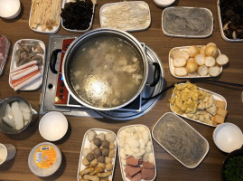 Potzone Hot Pot Shuǐ Chéng Huǒ Guō food