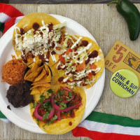 Taco Revolution food