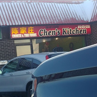 Chen's Kitchen outside