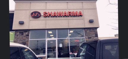 Jj’s Shawarma outside