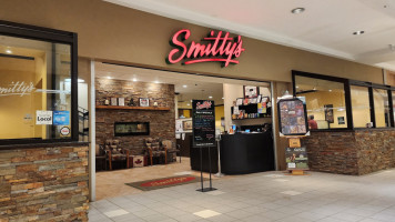 Smitty's Lounge Saskatoon Lawson Heights inside