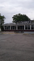 Cosmo's Tavern food