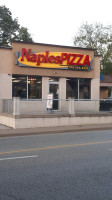 Naples Pizza outside