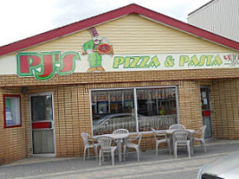 P J's Pizza & Pasta inside