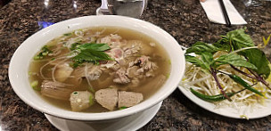 Quynh Vietnamese Cuisine Ltd food