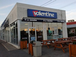Restaurant Valentine inside