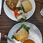Armens Cafe food
