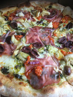 Pizza All'Antica food