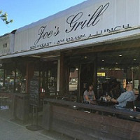 Joe's Grill 