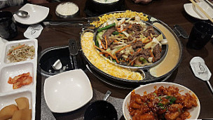 Ta Bom Korean Cuisine food