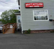 Woo's Kitchen outside