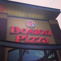 Boston Pizza Saint-bruno inside