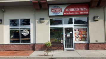 Mothers Pizza food
