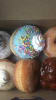 Debrodniks Donuts: Kitchener food